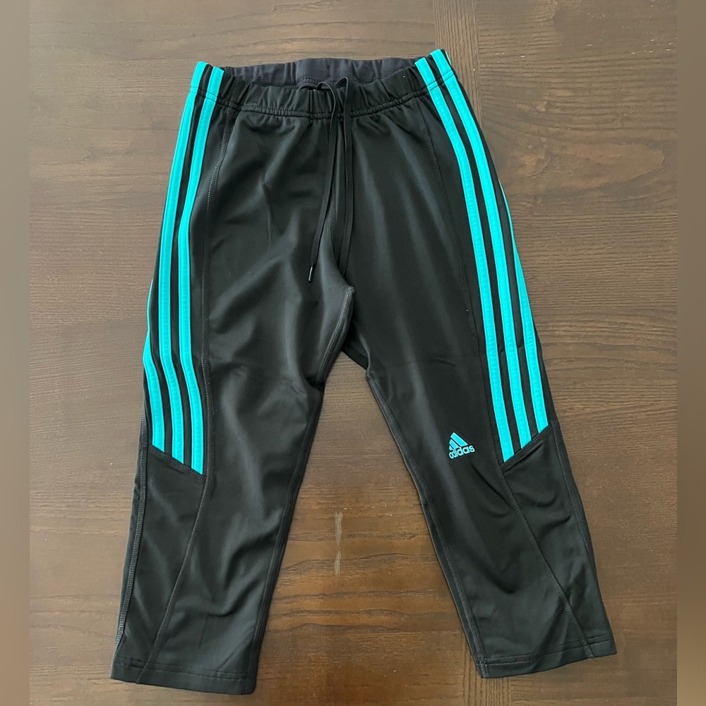 Adidas capri pants